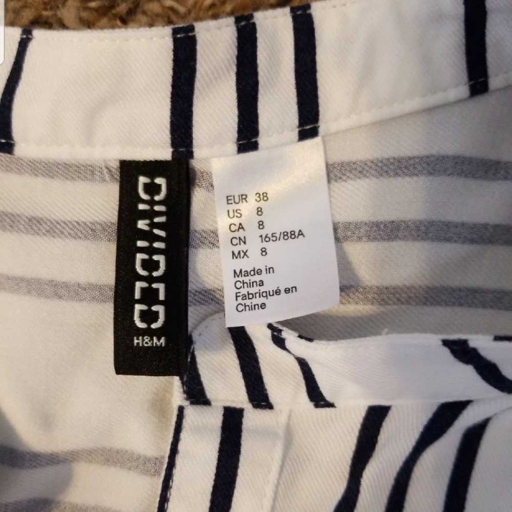 H&M Tunic - Picture 4 of 4